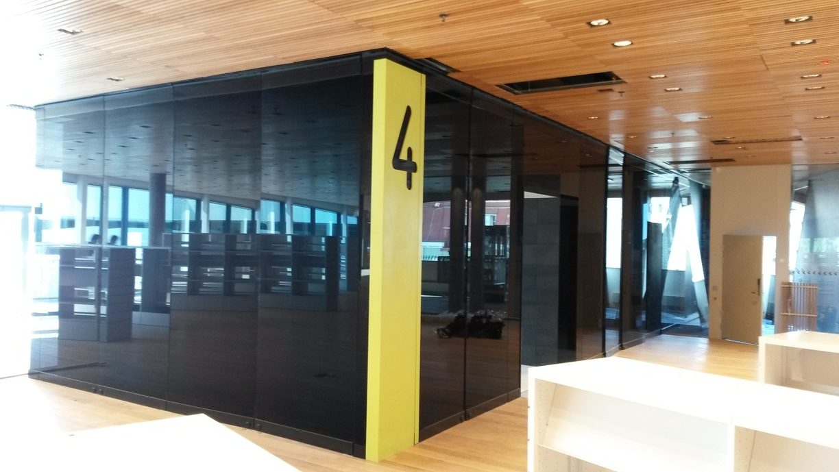 Kileprof — Rootsi Umea public house