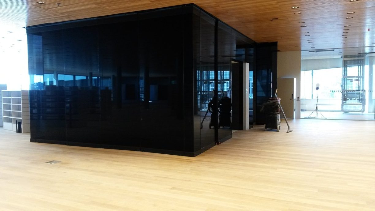 Kileprof — Rootsi Umea public house