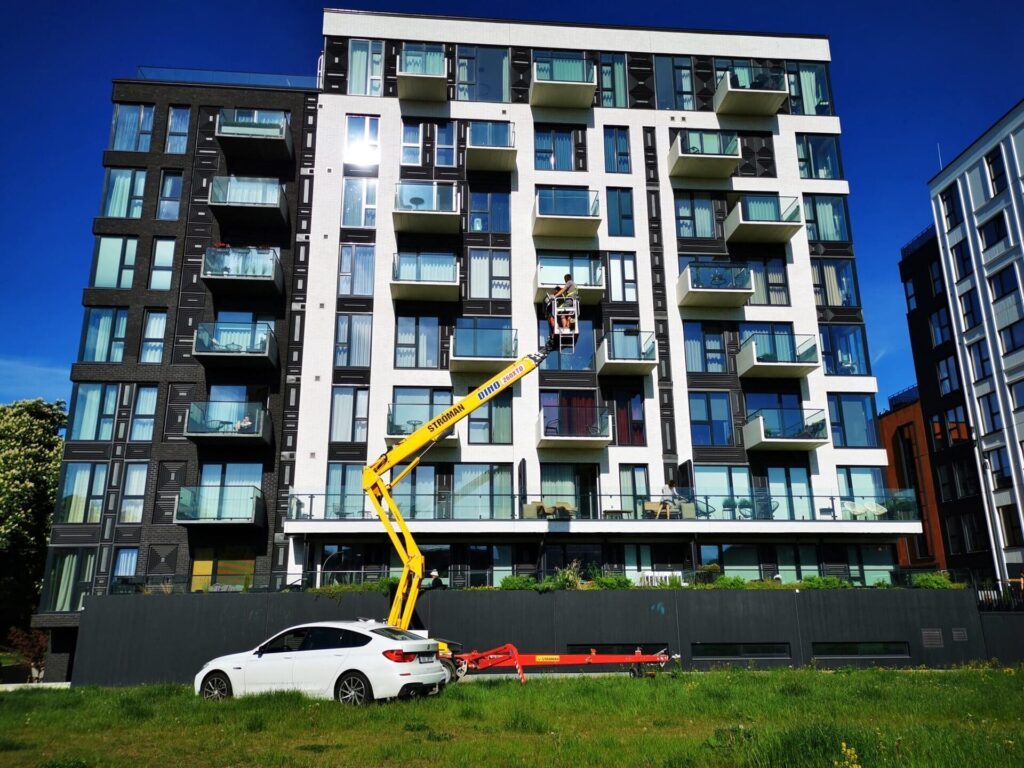 Toom-Kuninga 21 Apartment Building